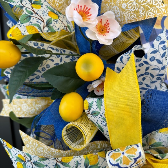 Squeeze the Day with a Lemon Wreath 🍋 - Picture 4 of 6